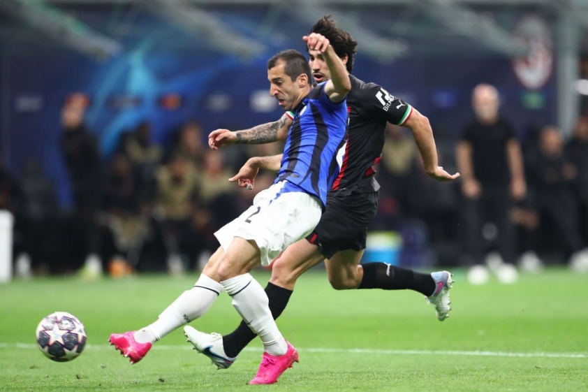 Inter Milan sớm vươn lên dẫn trước 2-0 khi đồng hồ mới điểm đến phút thứ 11. Ảnh: GETTY