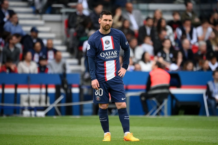 Rời PSG, Messi sẽ ra nhập bến đỗ 'siêu cường' Ngoại hạng Anh? 285876