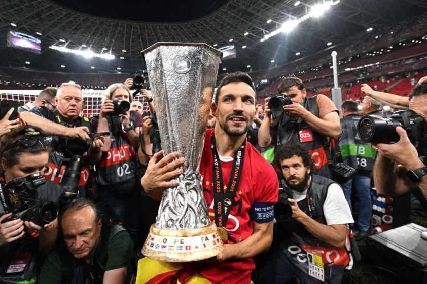 CHÙM ẢNH: Sevilla ăn mừng chức vô địch Cúp C2 mùa giải 2022/23 286828