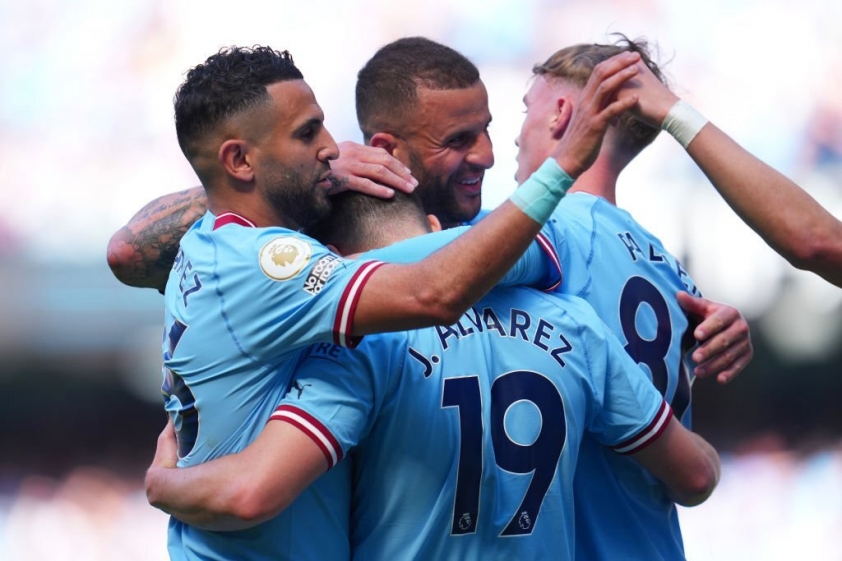 Man City sẽ mất 2 ngôi sao vào tay bến đỗ hùng mạnh châu Âu? 300914