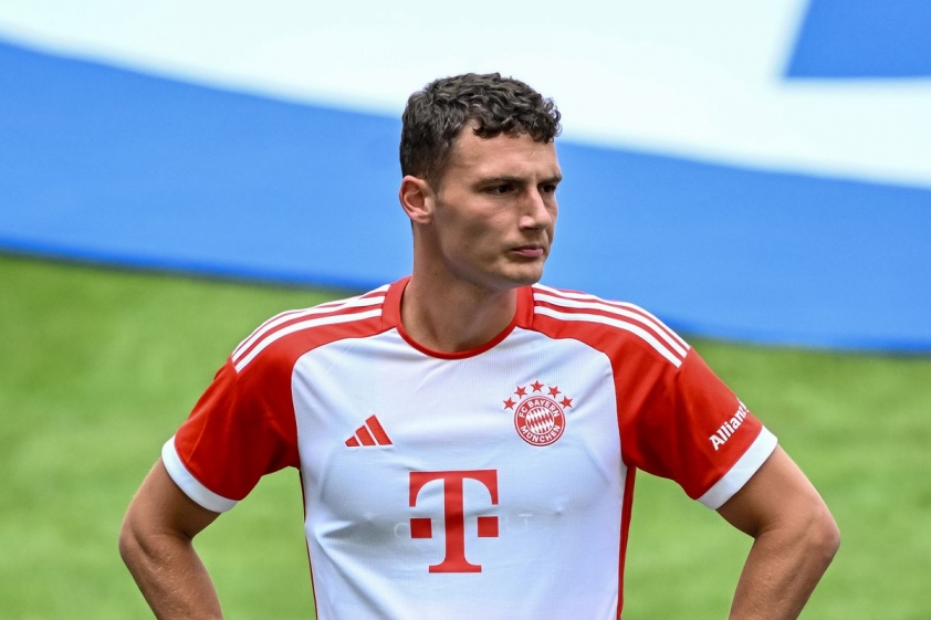 Tin chuyển nhượng tối 11/8: Kết thúc vụ Mbappe, MU nổ bom tấn từ Bayern Munich? 312719