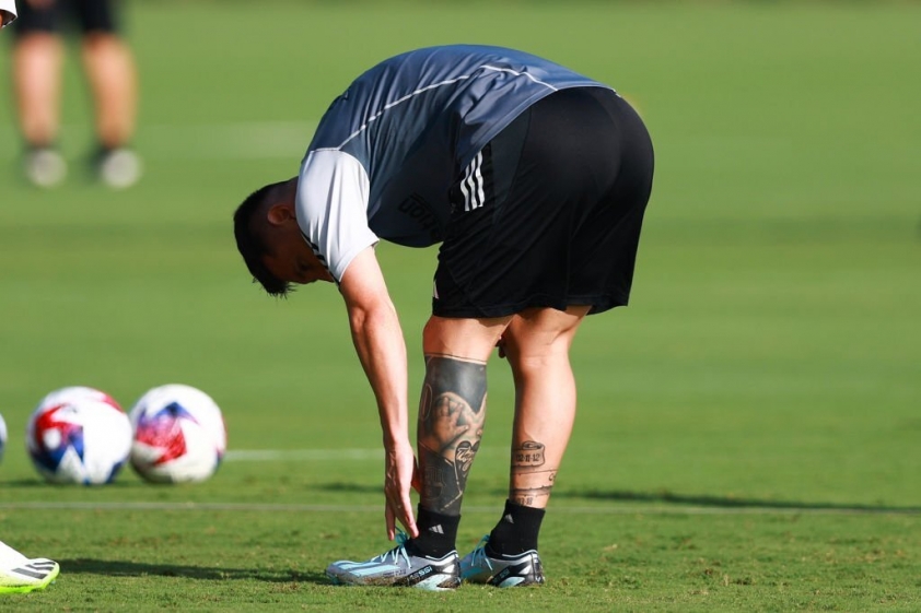 Messi dính chấn thương, HLV Inter Miami chính thức lên tiếng làm rõ 313695