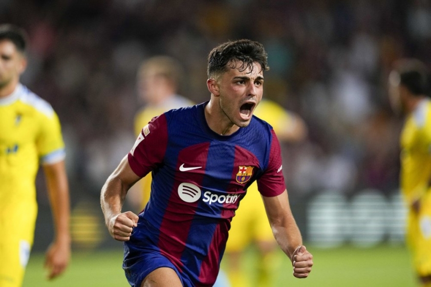 'Tạm biệt' Pedri, Barca có sự thay thế khiến tất cả hoang mang 317894