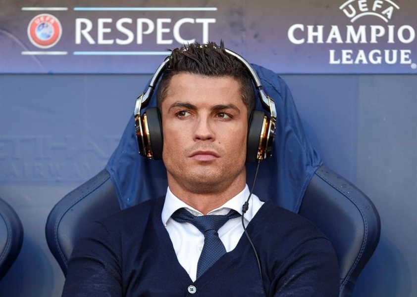Ronaldo nổi cơn lôi đình, bỏ ngang họp báo vì lý do khó hiểu 339956