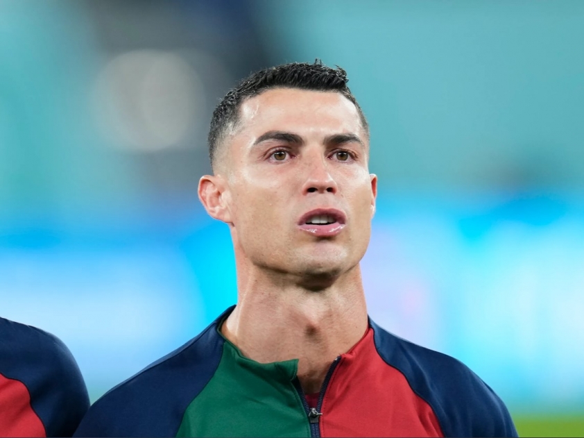 Lên đỉnh cùng Bồ Đào Nha, Ronaldo chốt luôn tương lai đầy bất ngờ 342202
