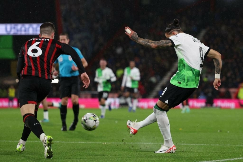 Nunez hóa người hùng, Liverpool 'toát mồ hôi' trước Bournemouth tại Carabao Cup 2023/24 350291