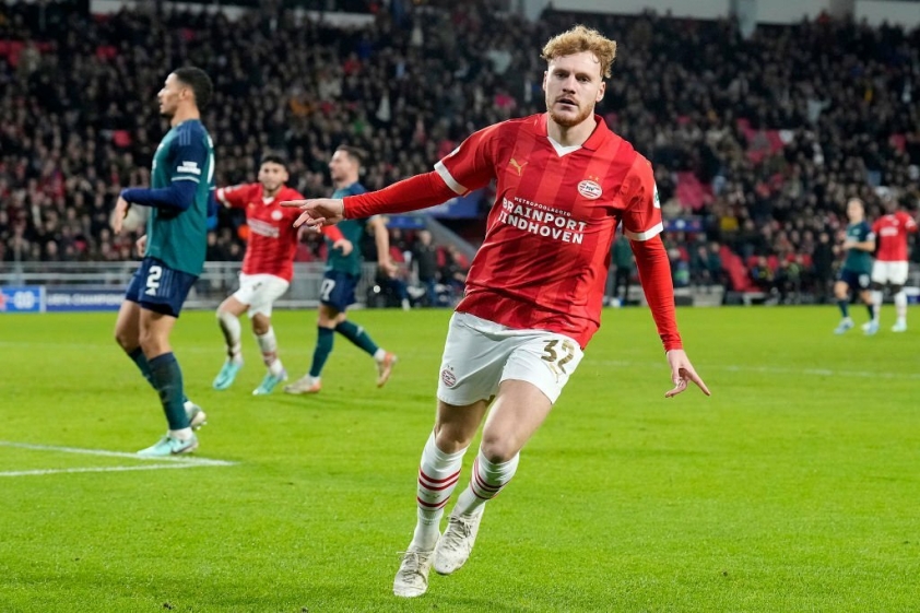 Arsenal mất điểm đáng tiếc tại UEFA Champions League 2023/24 372058