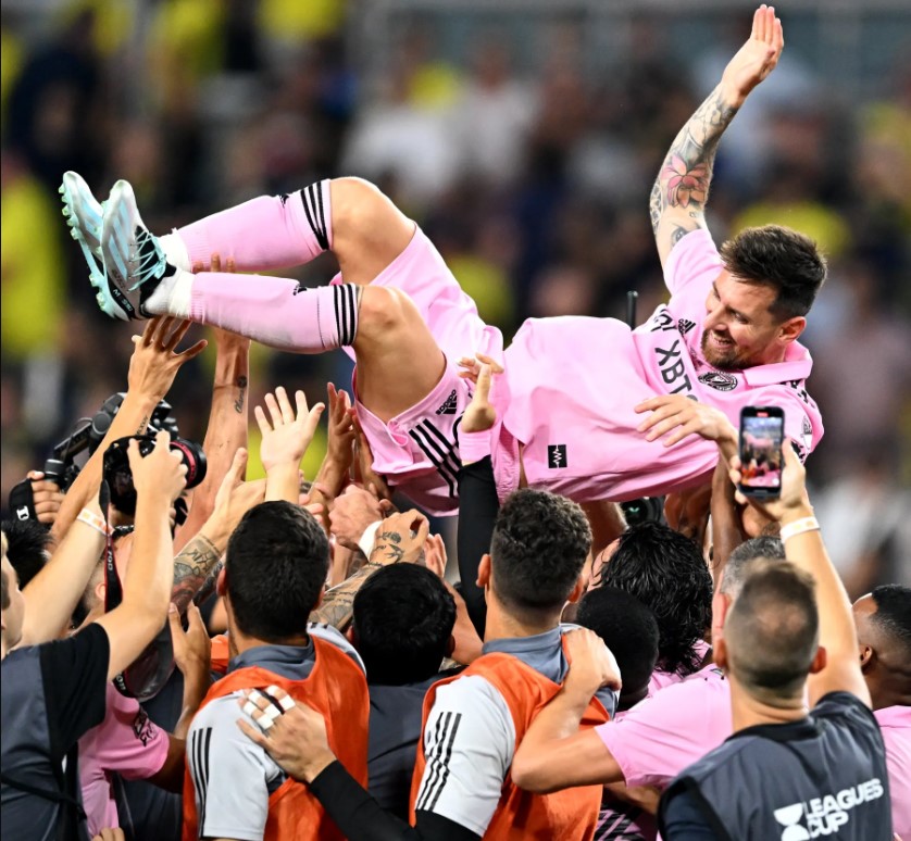 Messi hóa thần tài, giúp hàng xóm kiếm 600 tỷ trong 'một nốt nhạc' 379122