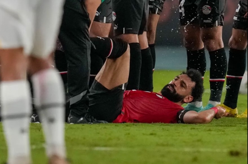 Salah báo tin không thể buồn hơn tới Liverpool tại CAN Cup 393354