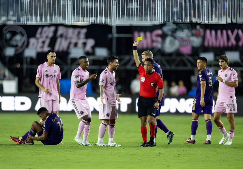 MLS xảy ra xung đột lớn trước trận đấu của Messi 408028