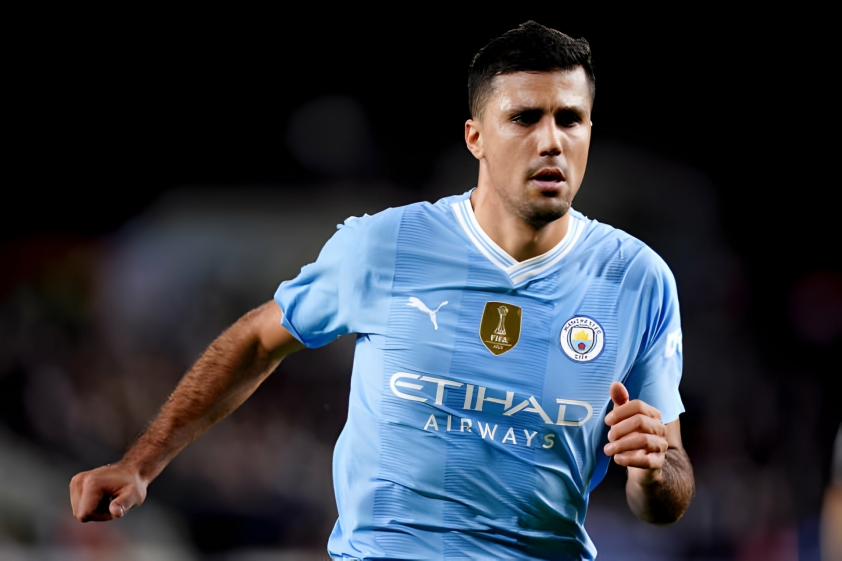 Đánh bại MU, Rodri phá kỷ lục khủng 16 năm của huyền thoại Chelsea 415403