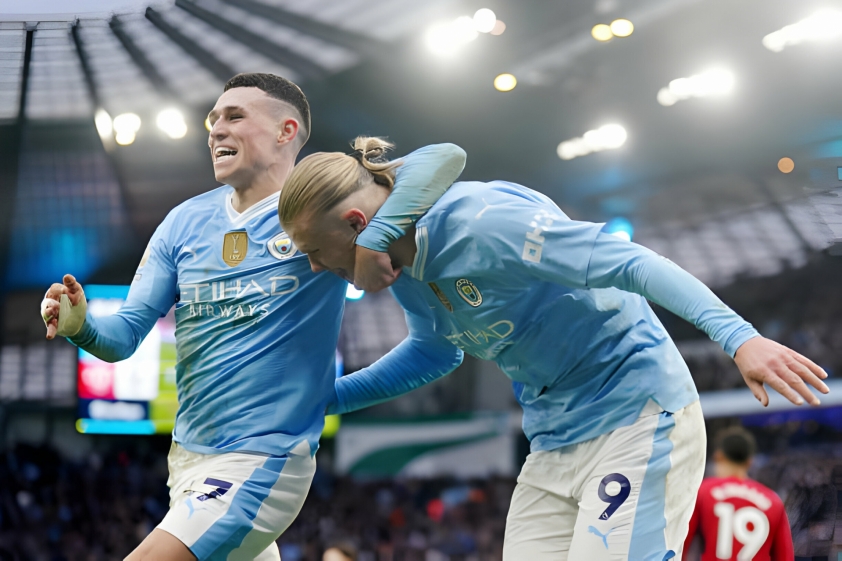 Man City 'phá dớp' 69 năm sau trận thắng MU 415397