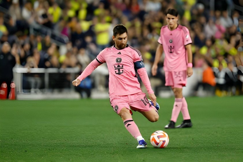 Messi-Suarez tỏa sáng giúp Inter Miami thoát hiểm trước Nashville 418204