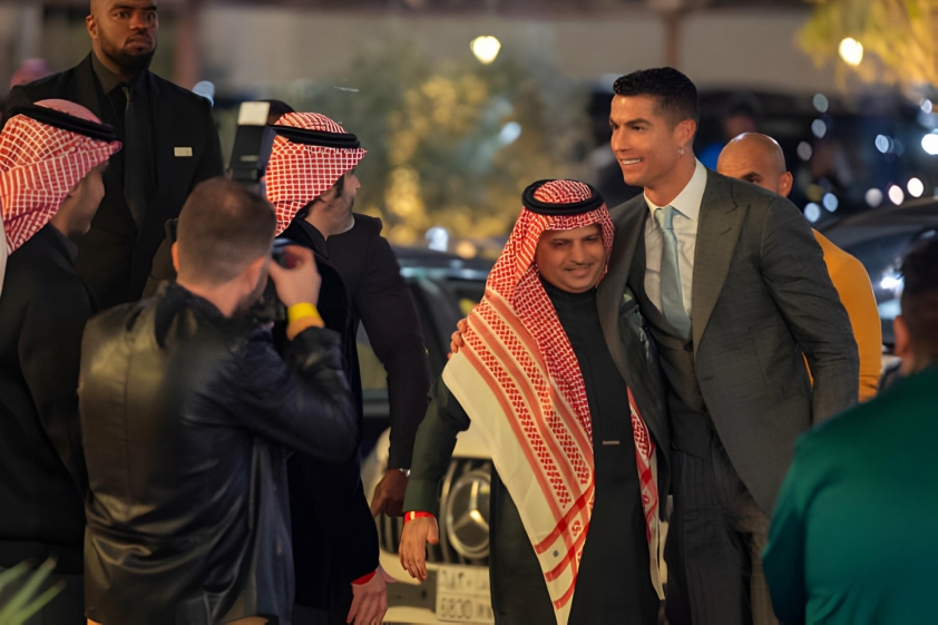 Ronaldo nhận tin 'cực choáng' tại Al Nassr, đại khủng hoảng sắp nổ ra 425034