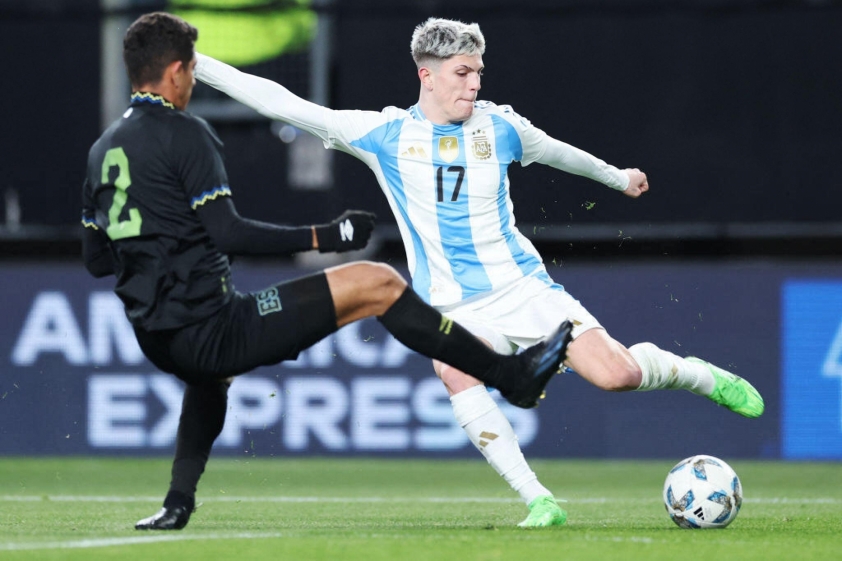 Messi chấn thương, Garnacho nhận tin vui chưa từng có tại Argentina 429602