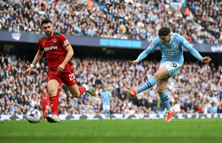 HLV Pep Guardiola nói thẳng sự tức giận của Haaland dù ghi 4 bàn 456488