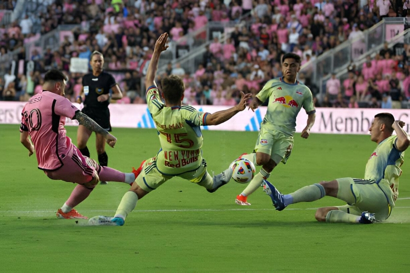 Chinh phạt MLS, Messi lập kỷ lục vĩ đại bậc nhất lịch sử bóng đá 456693