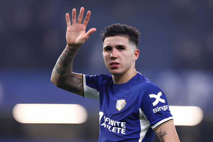 Enzo Fernandez tiếp tục gây chuyện, khiến Chelsea nổi cơn thịnh nộ 501375