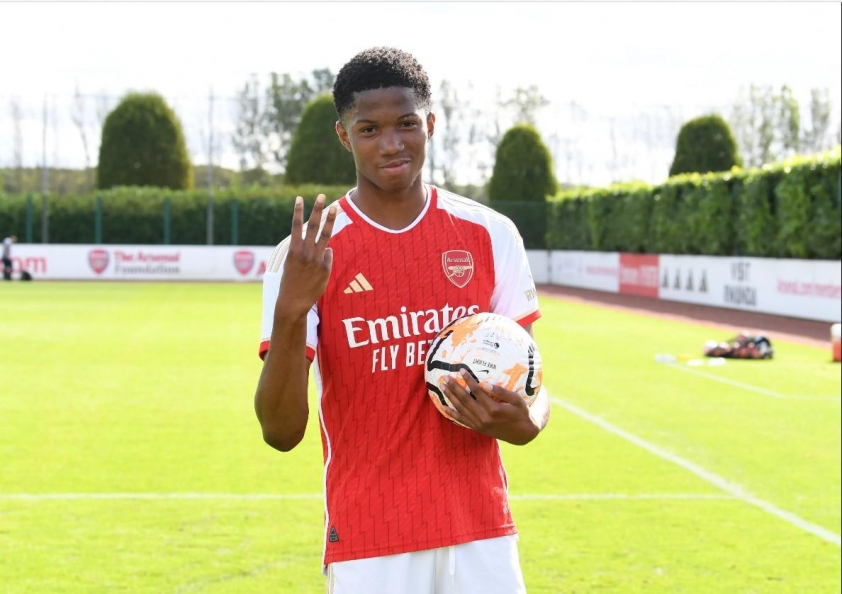 XONG! MU chiêu mộ cầu thủ Arsenal, sắp hoàn tất kiểm tra y tế 509363