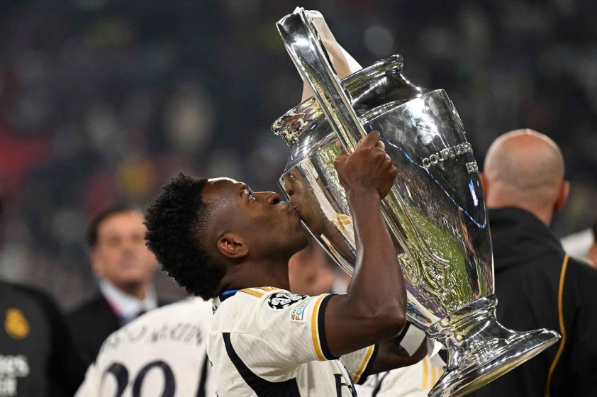 Mbappe hay Vinicius? Lộ diện người đá penalty tại Real Madrid mùa 2024/25 509381