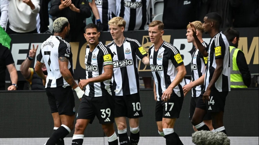 HLV Pep Guardiola: 'Man City sẽ run rẩy khi đá với Newcastle' 517569