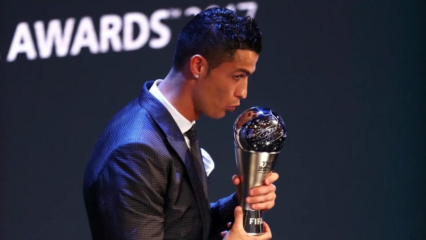 Ronaldo không bầu FIFA The Best 2024, lý do khiến tất cả choáng váng 570974