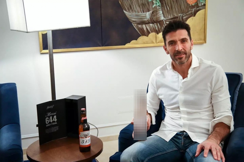 Messi gửi quà Giáng sinh, nhưng tất cả đều muốn tránh 574177