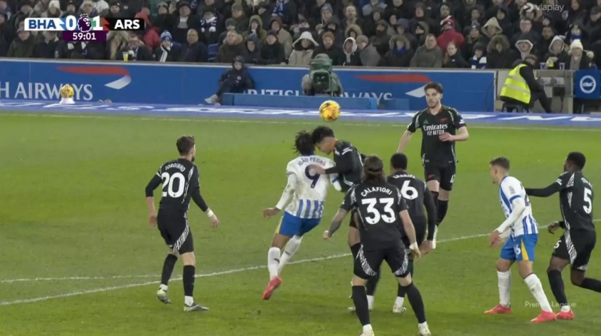 Arsenal bị oan? Tuyên bố của Ngoại hạng Anh sau pha phạm lỗi của Saliba 578787