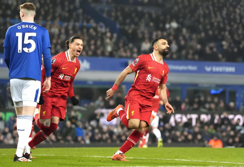 Salah tỏa sáng, Liverpool vẫn mất điểm cay đắng trên sân nhà 592617
