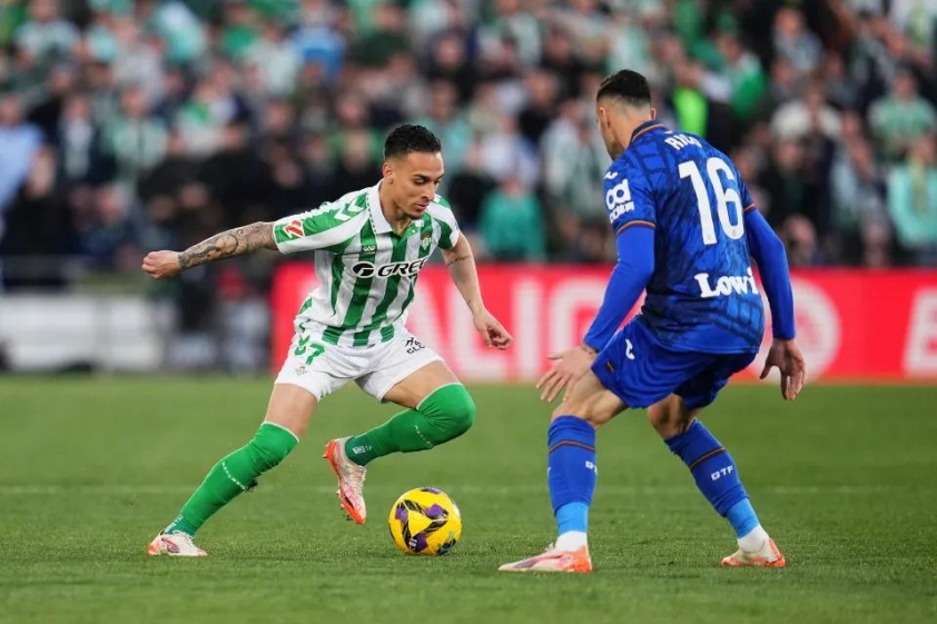 Antony bị đuổi khỏi sân, vẫn kịp tỏa sáng giúp Betis giành chiến thắng 596785