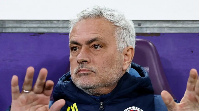 Galatasaray khởi kiện hình sự đối với HLV Jose Mourinho 597207