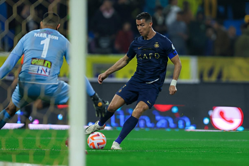 Ronaldo bất lực, Al Nassr thua đau đớn tại Saudi Pro League 598906