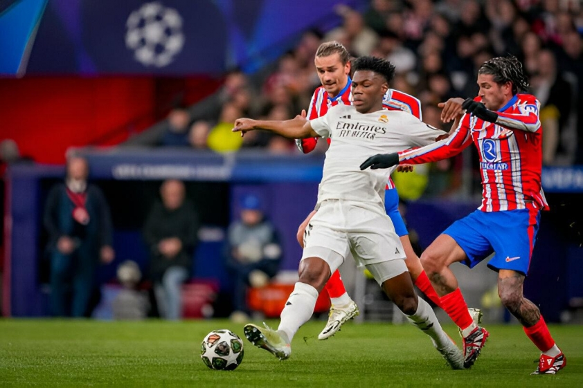Real Madrid trả giá đắt sau trận thắng Atletico, Arsenal mừng thầm 604109