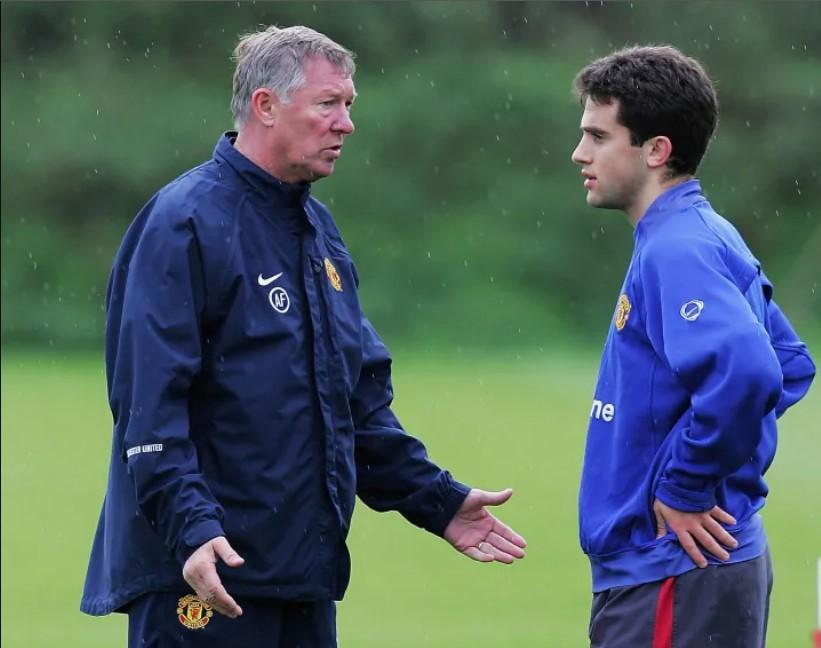 Huyền thoại Sir Alex Ferguson bất ngờ tái xuất làm HLV 608822
