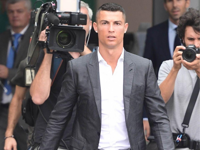 Ronaldo bất ngờ được 'gã khổng lồ' chọn chiêu mộ, mục tiêu đá Club World Cup-613504