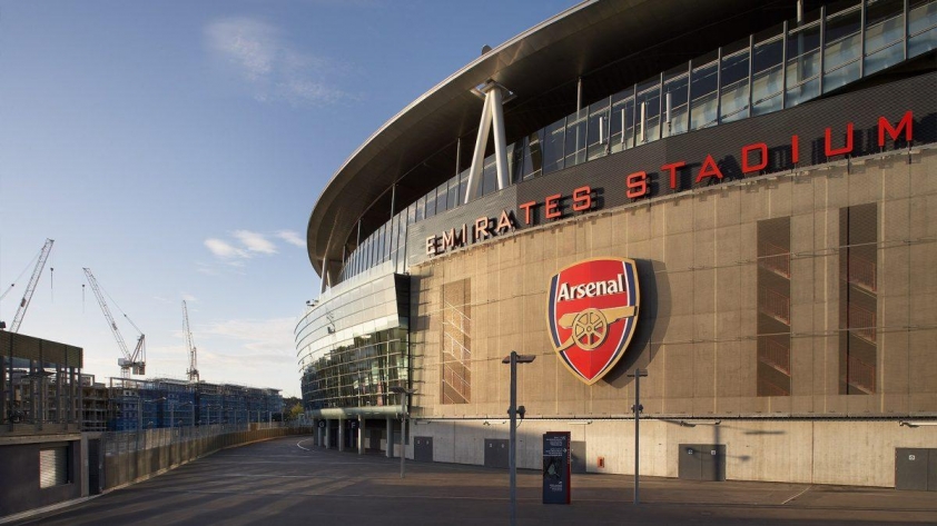Đá với Real Madrid, Arsenal buộc phải đổi tên sân vận động 617159