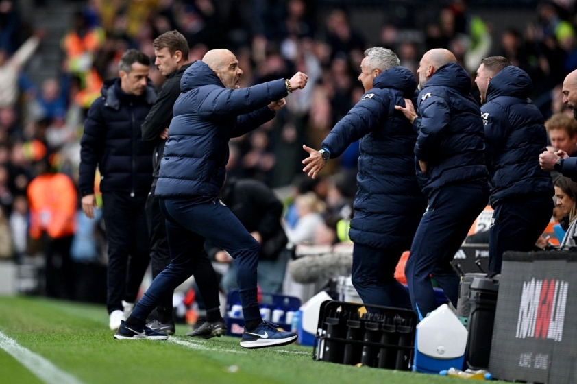 Ăn mừng quá khích, HLV Chelsea bị cấm chỉ đạo 623541