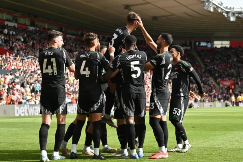 Arsenal phá kỷ lục 101 năm tại Ngoại hạng Anh 640258