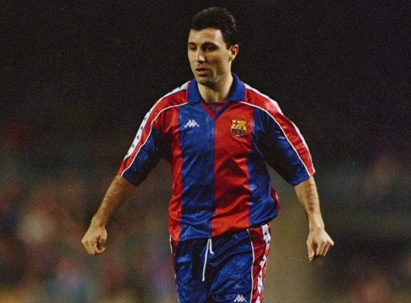 Top huyền thoại mang áo số 10 của Barcelona: Messi và những 'quái vật' 668322