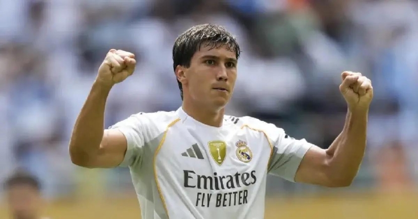 CHÍNH THỨC: Real Madrid chốt hợp đồng với 'số 9' hoàn hảo 680984