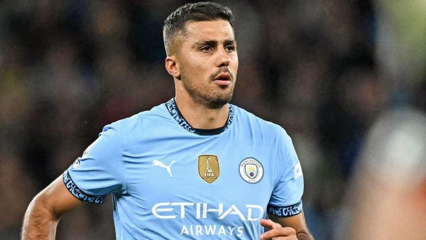 Man City tiếp tục nhận tin buồn từ Rodri 680975