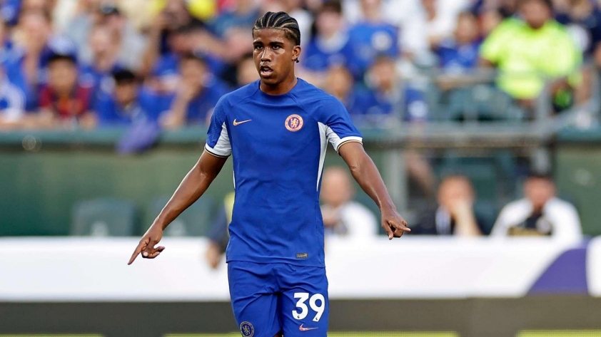 Chelsea nhận đề nghị 53 triệu Euro cho 'cầu thủ xuất sắc nhất' 687600