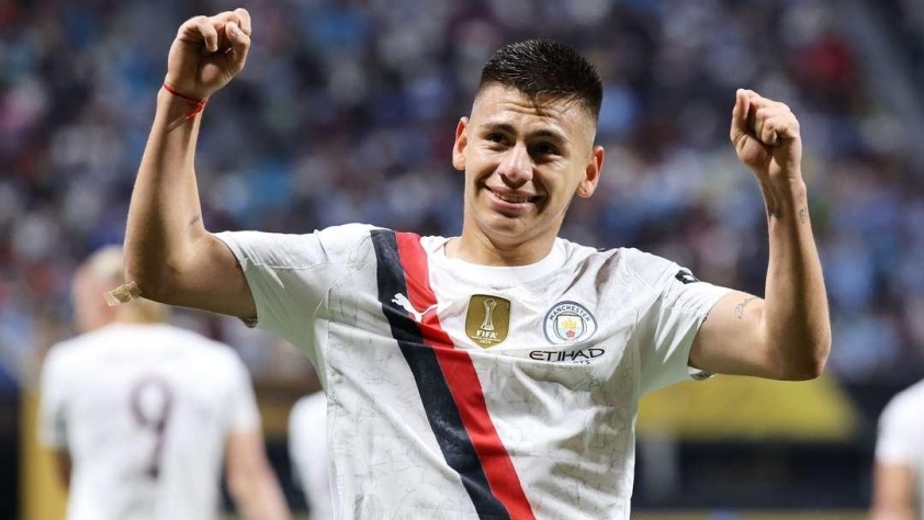 Man City chính thức mất 'Messi mới' vào tay HLV Ten Hag 689465