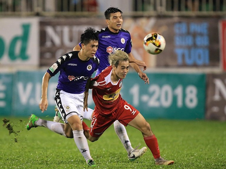 Thầy trò HLV Kiatisak sẽ phá được cái dớp bấy lâu nay trước Hà Nội FC?