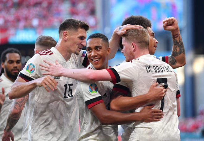 2021_06_17T173124Z_28444557_UP1EH6H1CO9UR_RTRMADP_3_SOCCER_EURO_DNK_BEL_REPORT