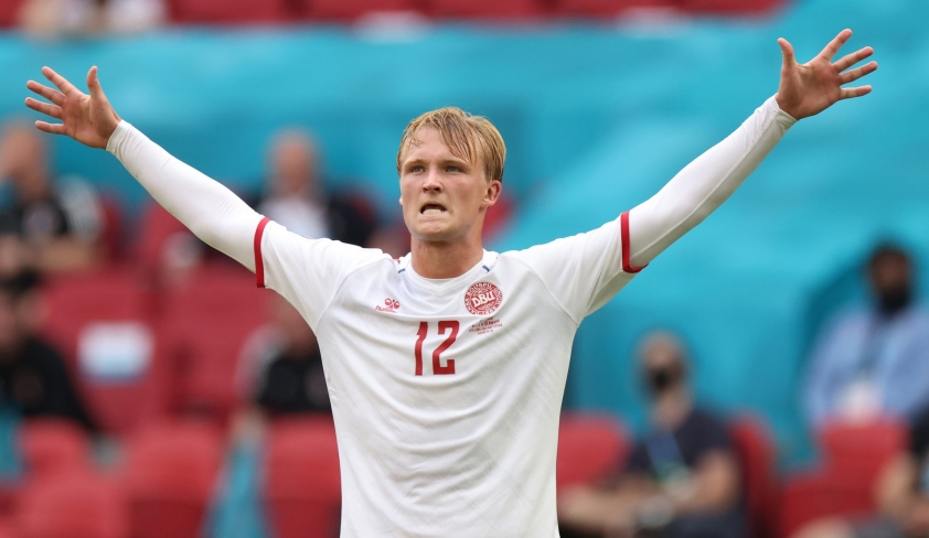 Dolberg chính là MVP trong trận đấu đầu tiên của vòng 1/8