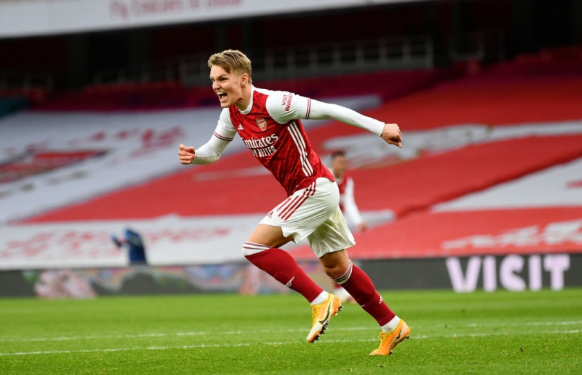 arsenal-dat-thoa-thuan-chieu-mo-martin-odegaard