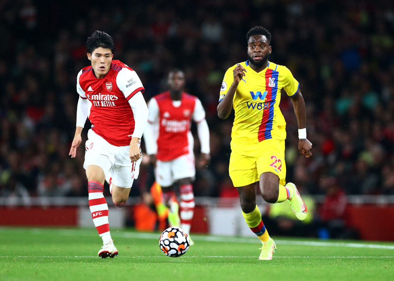 arsenal-thoat-thua-phut-bu-gio-nho-lacazette-5