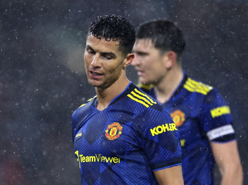 Đã trận thứ 5 liên tiếp, Ronaldo không thể ghi nổi một bàn thắng