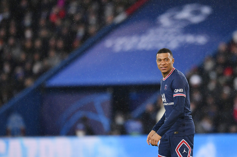 mbappe-chua-co-duyen-ghi-ban-1